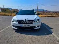 Usado Skoda Superb 190 CV (139 kW) 2015 Blanco Familiar