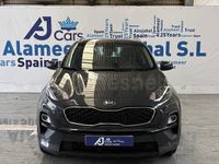 Usado Kia Sportage 136 CV (100 kW) 2021 Gris / plata SUV