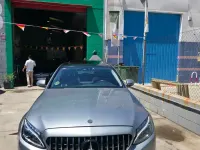 Usado Mercedes C200 136 CV (100 kW) 2015 Gris