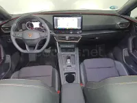 Usado Cupra Leon 150 CV (110 kW) 2025 Gris / plata Familiar
