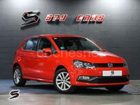 Usado VW Polo Advance 90 CV (66 kW) 2015 Rojo Berlina