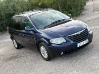 Usado Chrysler Voyager 150 CV (110 kW) 2006 Azul Monovolumen