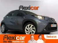 Usado Toyota Aygo 72 CV (52 kW) 2024 Gris