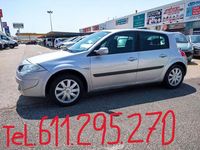 Usado Renault Mégane III Dynamique 111 CV (81 kW) 2008 Plateado Utilitario