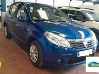 Usado Dacia Sandero Lauréate 86 CV (63 kW) 2009 Azul Utilitario