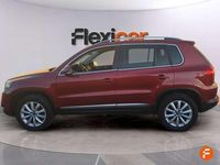 Käytetty VW Tiguan Business 140 HP (102 kW) 2015 Punainen Katumaasturi