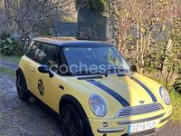 Usado Mini ONE 90 CV (66 kW) 2003 Amarillo Utilitario