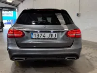 Usado Mercedes C220 170 CV (125 kW) 2017 Gris / plata Familiar