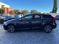 Usado Volvo V40 Momentum 120 CV (88 kW) 2016 Negro Berlina