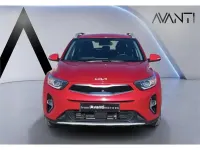 Usado Kia Stonic 100 CV (73 kW) 2024 Rojo SUV