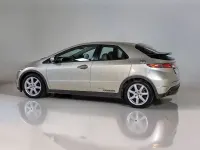 Usado Honda Civic Sport 140 CV (102 kW) 2008 Beige Berlina