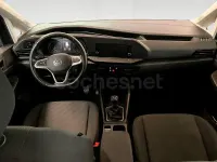 Usado VW Caddy Maxi 102 CV (75 kW) 2024 Negro Monovolumen