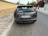 Usado Ford Focus Ghia 115 CV (84 kW) 2007 Negro Berlina