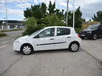 Usado Renault Clio II 75 CV (55 kW) 2010 Blanco Berlina