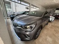 Usado Renault Captur Techno 145 CV (106 kW) 2024 Gris / plata SUV