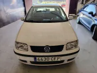 Usado VW Polo Conceptline 60 CV (44 kW) 2000 Blanco Berlina
