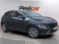 Usado Hyundai Kona 120 CV (88 kW) 2021 Gris SUV