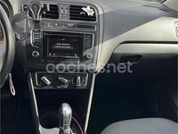 Usado VW Polo Advance 90 CV (66 kW) 2016 Azul Berlina