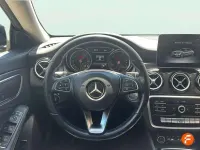 Usado Mercedes CLA180 122 CV (89 kW) 2018 Gris Coupe