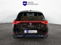 Usado Seat Leon FR 150 CV (110 kW) 2023 Negro Utilitario