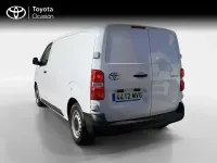 Usado Toyota Proace 120 CV (88 kW) 2024 Blanco Monovolumen