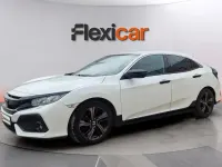 Usado Honda Civic Comfort 129 CV (94 kW) 2018 Blanco Berlina