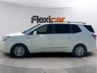 Usado SsangYong Rodius Limited 178 CV (130 kW) 2016 Blanco Monovolumen