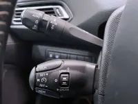 Usado Peugeot 308 SW Access 116 CV (85 kW) 2015 Rojo Familiar