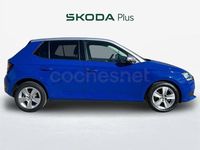 Usado Skoda Fabia Ambition 95 CV (69 kW) 2021 Azul Berlina