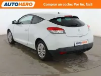 Usado Renault Mégane Coupé LIMITED 116 CV (85 kW) 2015 Blanco Coupe