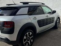 Usado Citroën C4 Cactus Shine Edition 110 CV (80 kW) 2017 Blanco Utilitario