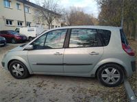 Usado Renault Scénic Dynamique 120 CV (88 kW) 2003 Gris / plata Monovolumen