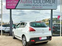 Usado Peugeot 3008 Style 120 CV (88 kW) 2014 Blanco Familiar