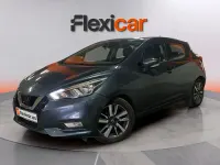 Usado Nissan Micra Acenta 90 CV (66 kW) 2018 Gris Utilitario