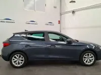 Usado Seat Leon ST Style 131 CV (96 kW) 2021 Gris Familiar