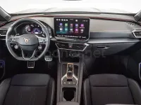 Usado Cupra Formentor 204 CV (150 kW) 2025 Gris / plata SUV