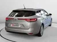 Usado Renault Mégane IV Business 160 CV (117 kW) 2022 Gris / plata Familiar