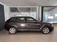 Usado Audi A3 Attraction 105 CV (77 kW) 2011 Negro Utilitario