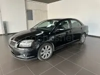 Usado Toyota Avensis Sol 126 CV (92 kW) 2008 Negro Familiar