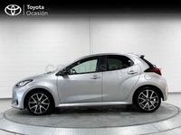 Usado Toyota Yaris Hybrid Style 116 CV (85 kW) 2022 Gris / plata Berlina