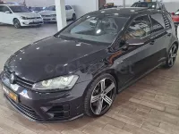 Usado VW Golf VII R 300 CV (220 kW) 2016 Negro Berlina
