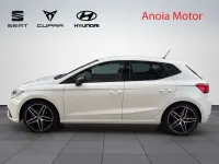 Usado Seat Ibiza FR 150 CV (110 kW) 2017 Blanco Utilitario