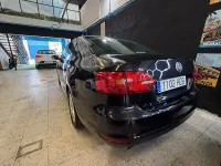 Usado VW Jetta Advance 105 CV (77 kW) 2011 Negro Berlina