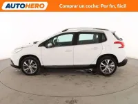 Usado Peugeot 2008 Allure 120 CV (88 kW) 2015 Blanco SUV