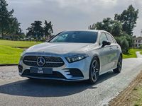 Usado Mercedes A180 136 CV (100 kW) 2023 Gris / plata Berlina
