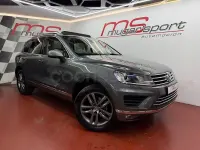 Usado VW Touareg 262 CV (192 kW) 2017 Gris / plata SUV