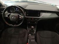 Usado Skoda Scala Ambition 115 CV (84 kW) 2021 Azul Utilitario