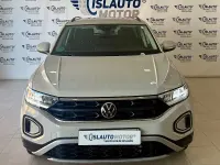 Usado VW T-Roc Life 150 CV (110 kW) 2023 Beige SUV