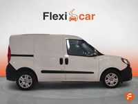 Usado Fiat Doblò Feel 105 CV (77 kW) 2022 Blanco Monovolumen