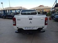 Usado Mitsubishi L200 150 CV (110 kW) 2020 Blanco Pickup/Camioneta